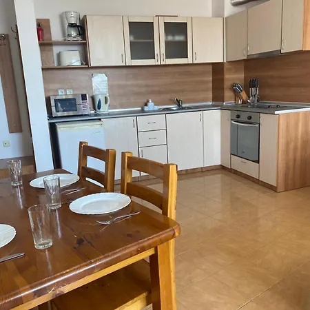 Apartment Sea Views, 1 Bedroom At Lazur 2